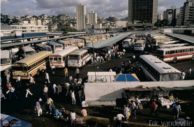 Garajes Paradas y Terminales Caracas por Jhon Ochoa