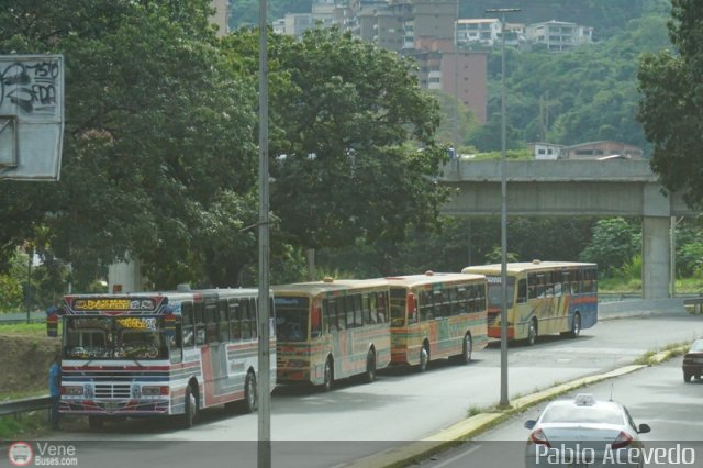 Garajes Paradas y Terminales Caracas por Pablo Acevedo