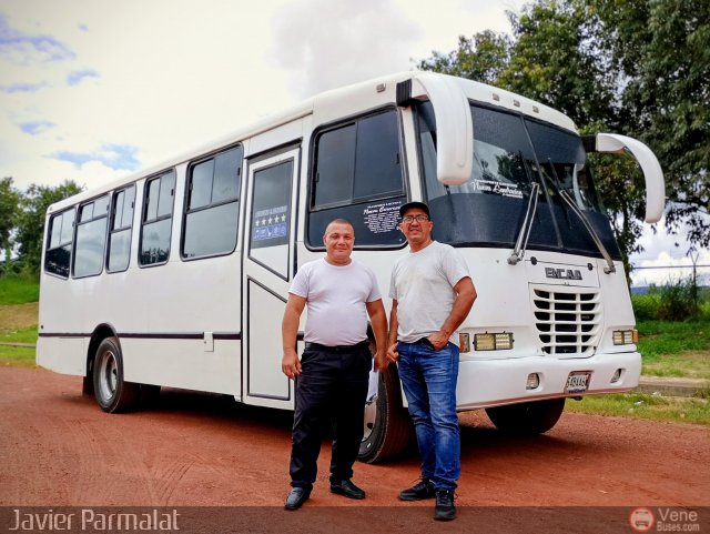 Nuestra gente 02 por Javier Arretureta