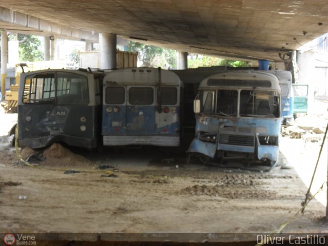 Garajes Paradas y Terminales Caracas por Oliver Castillo