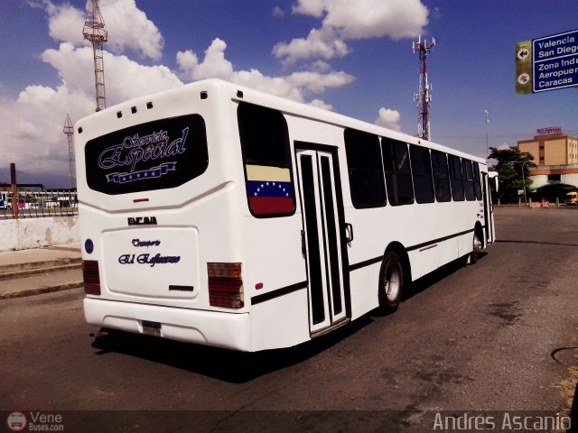 Transporte El Esfuerzo 44 por Andrs Ascanio