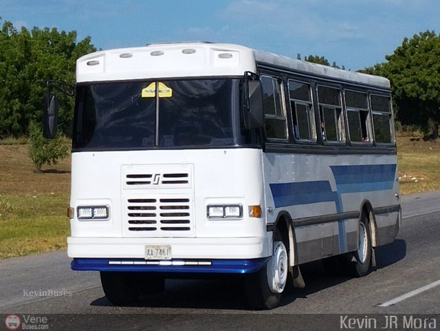 CA - Uni�n Vivienda Popular Los Guayos 138 por Kevin Mora