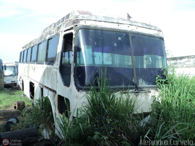 En Chiveras Abandonados Recuperaci�n AC0002 LG por Alejandro Curvelo