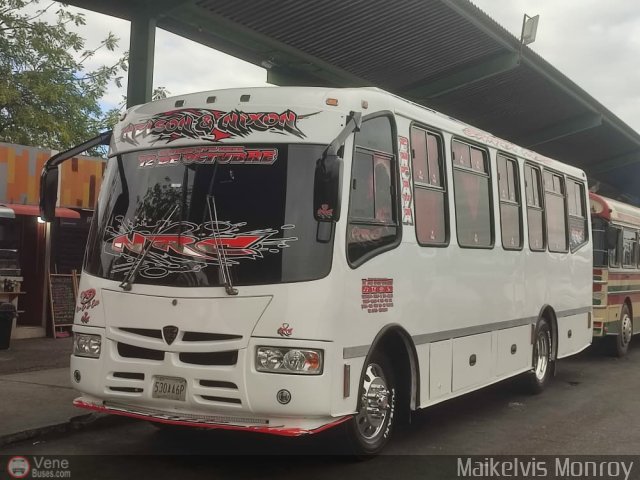 Línea 12 de Octubre 031 por Maikelvis Monroy