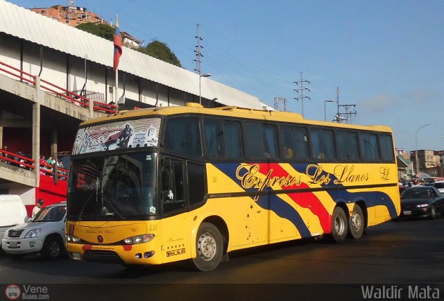 Expresos Los Llanos 440 por Waldir Mata