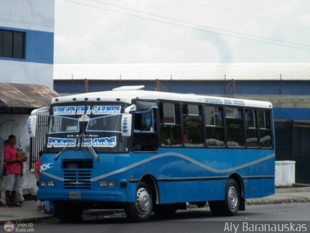 CA - Unin La Esmeralda 249 por Aly Baranauskas