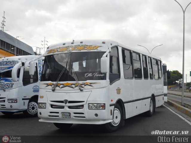 U.C. 23 de Enero 111 por Otto Ferrer