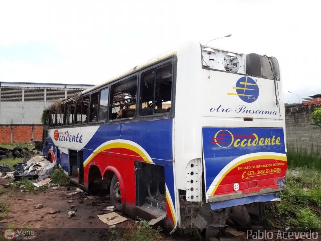 En Chiveras Abandonados Recuperacin  por Pablo Acevedo