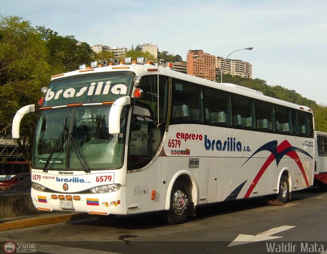 Expreso Brasilia 6579 por Waldir Mata