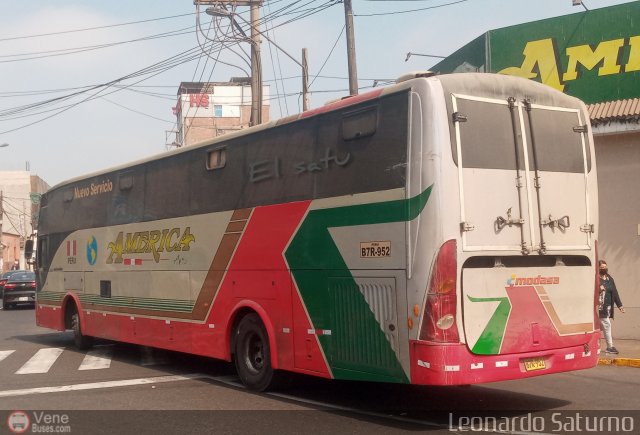 Amrica Express S.A. 952 por Leonardo Saturno