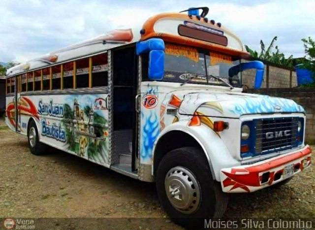 Transporte Carache 10 por Mois�s Silva Colombo