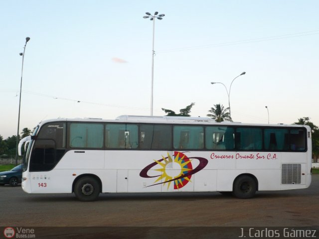 Cruceros Oriente Sur 143 por J. Carlos G�mez