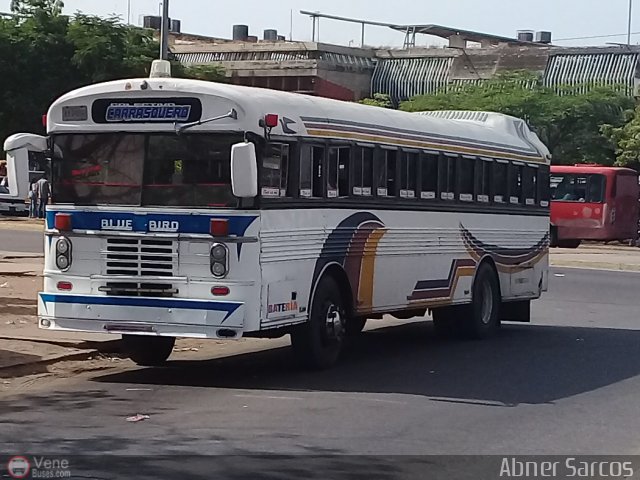 Colectivos Guasare C.A 35 por Abner Sarcos