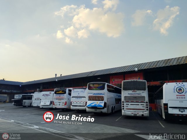 Garajes Paradas y Terminales Caracas  por Jos� Brice�o