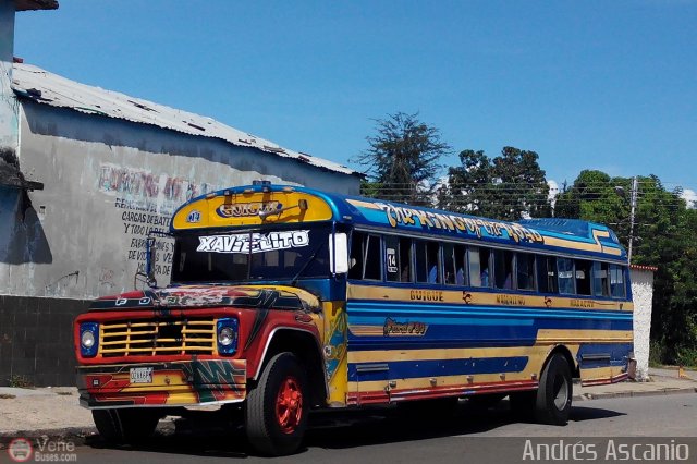 Transporte Arvelo 14 por Andrs Ascanio