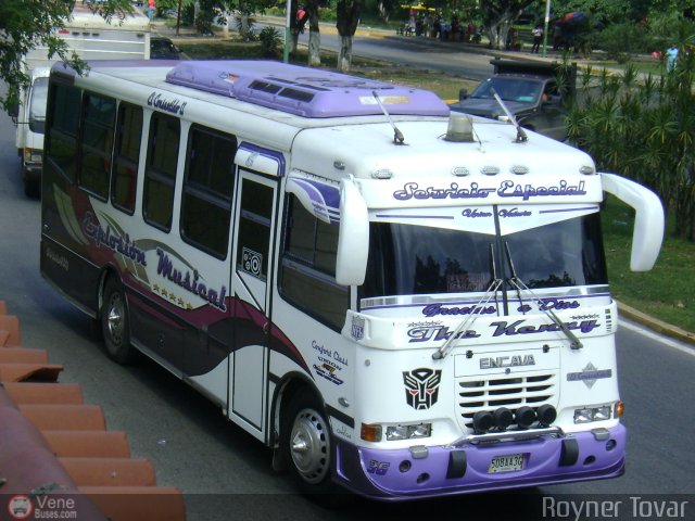 Unin Victoria 36 por Royner Tovar