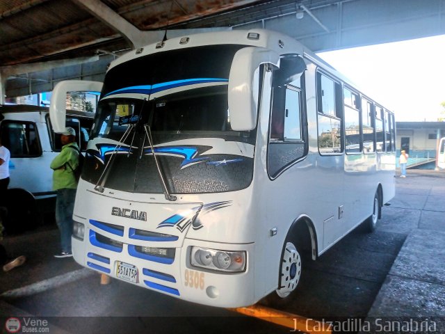 Expresos Guácharo 16 por Josías Calzadilla