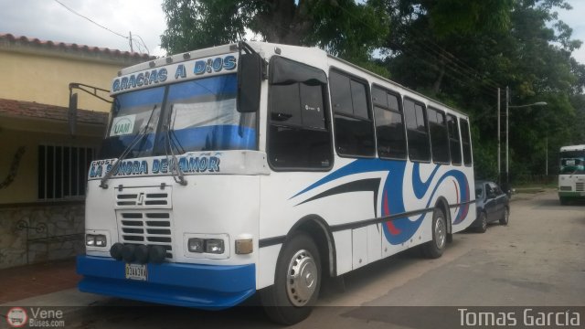 Universitarios y Escolares 08 por Tomas Garc�a