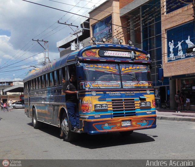 Transporte Arvelo 30 por Andrs Ascanio