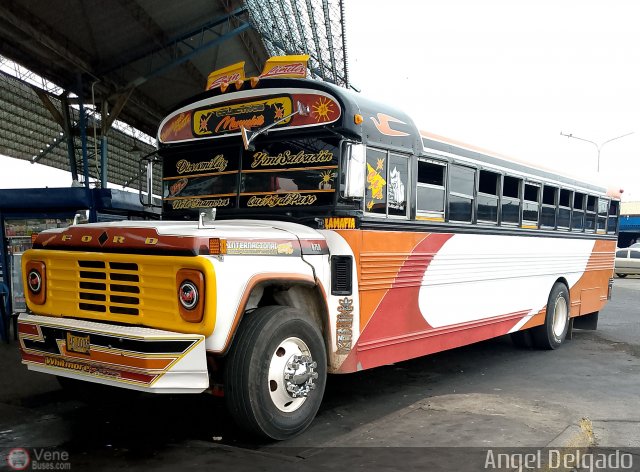 Colectivos Manuelote C.A. 21 por �ngel Delgado