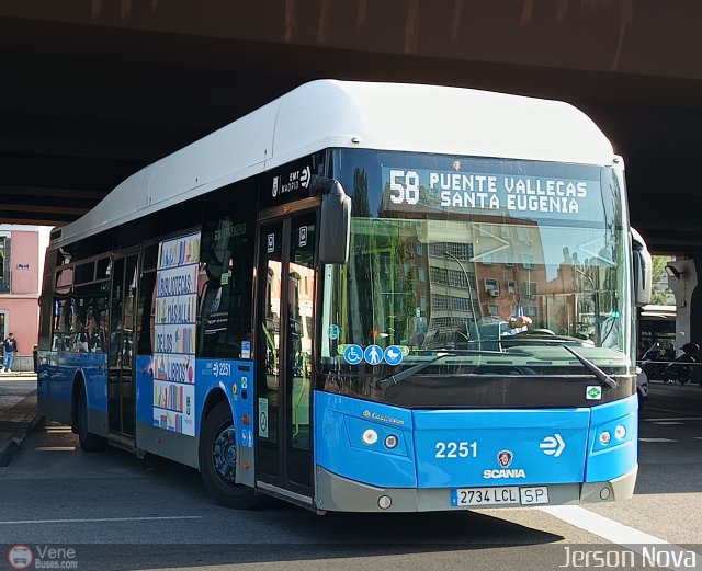 Particular o Desconocido 2251 por Jerson Nova