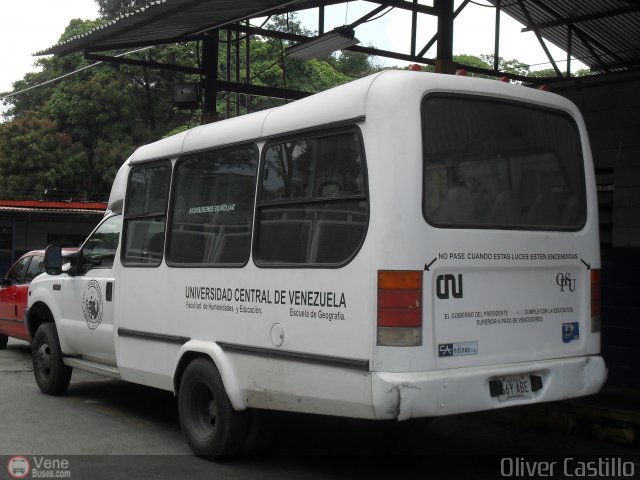 Universidad Central de Venezuela 997 por Oliver Castillo