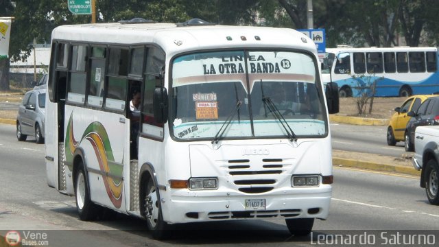 ME - Lnea La Otra Banda 13 por Leonardo Saturno