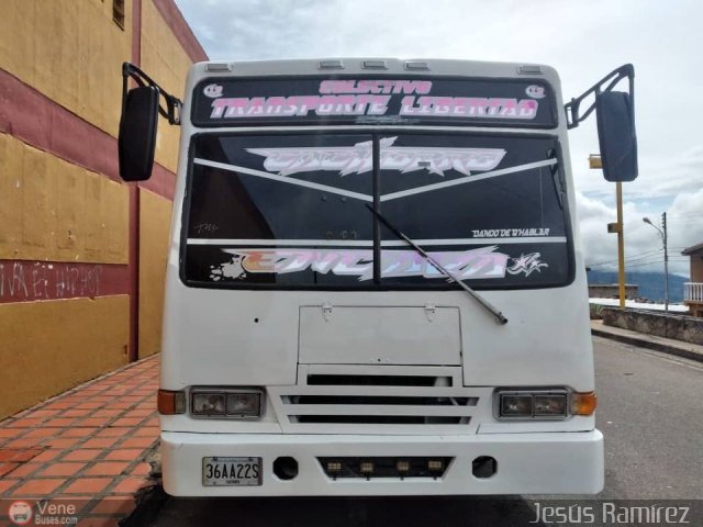 Colectivos Transporte Libertad C.A. 13 por Jerson Nova