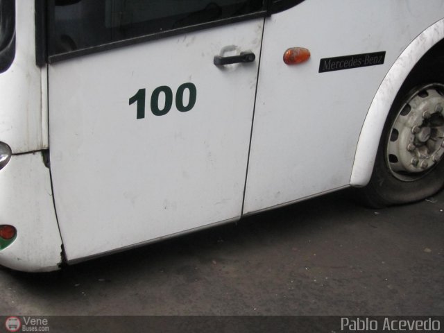 Expresos Flamingo 0100 por Pablo Acevedo