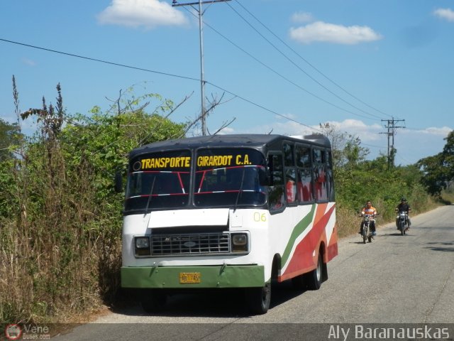 Transporte Girardot C.A. 06 por Aly Baranauskas