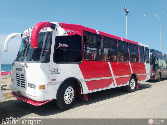 DC - A.C. Línea Sur Este 044 por Gabriel Vergara