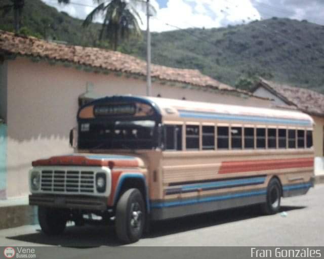 Lnea Curarigua 04 por Santiago Dorante