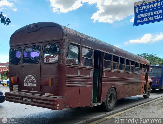 AR - Colectivos Francisco de Miranda 02 por Kimberly Guerrero