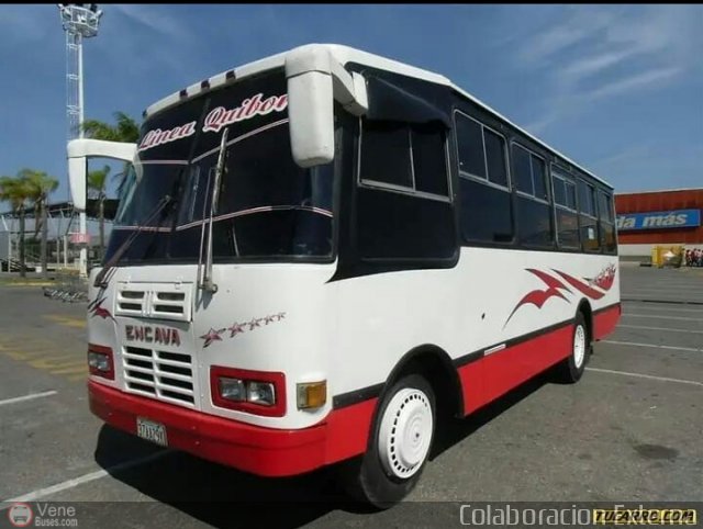 S.C. Lnea Qubor 95 por Santiago Dorante