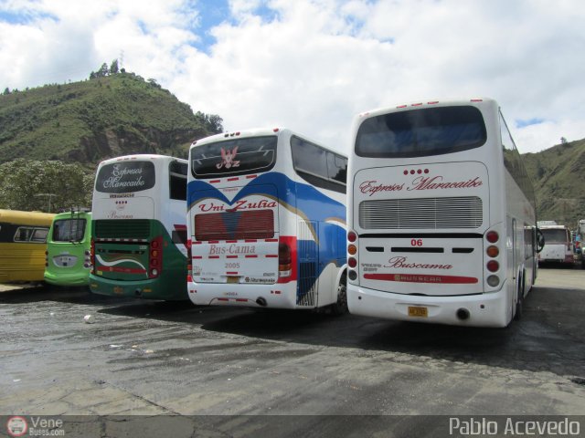 Garajes Paradas y Terminales Caracas por Pablo Acevedo