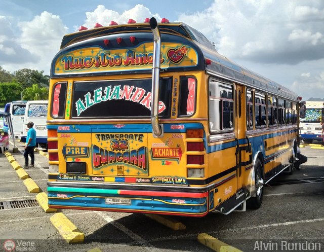 Transporte Guacara 0032 por Alvin Rondn