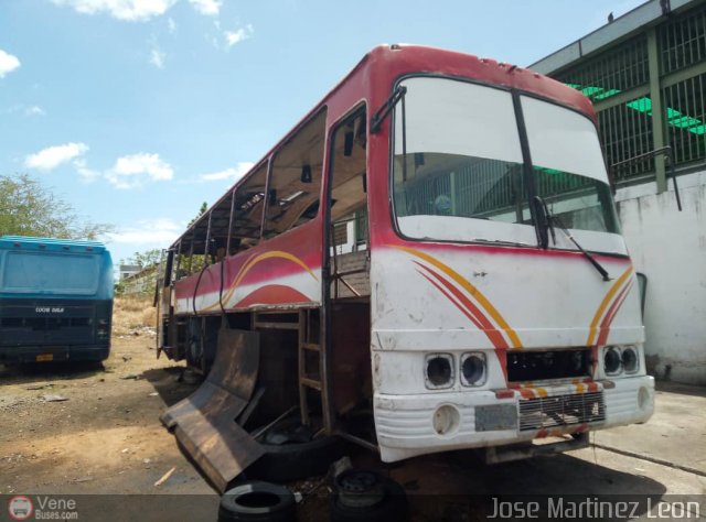 En Chiveras Abandonados Recuperaci�n JML002 por Oliver Castillo