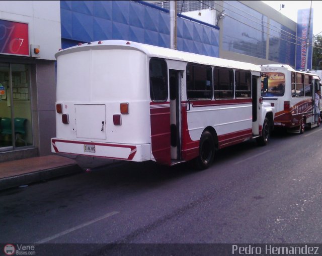 LA - Unión De Cond. Rápidos S.C. Metropolitano 043 por Pedro Hernandez