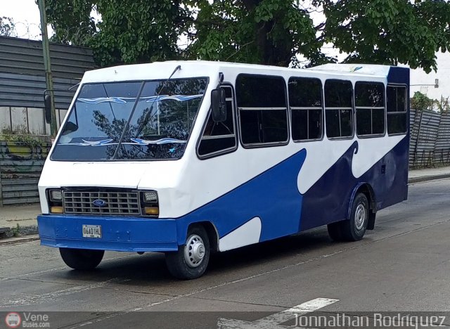 Particular o Desconocido 058 por Jonnathan Rodr�guez