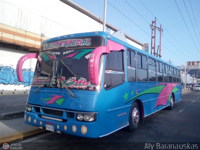 Particular NO USAR M�S 05 por Aly Baranauskas