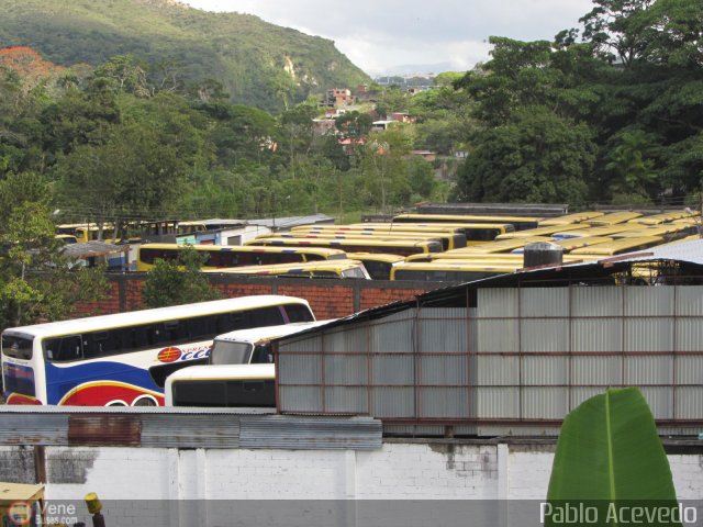 Garajes Paradas y Terminales San-Cristobal por Pablo Acevedo