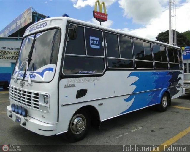 DC - A.C. Casalta - Chacaíto - Cafetal 231 por Adolfo Escalona