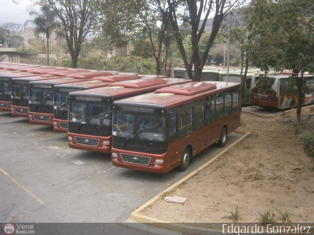 Metrobus Caracas 1700-serie por Edgardo Gonzlez