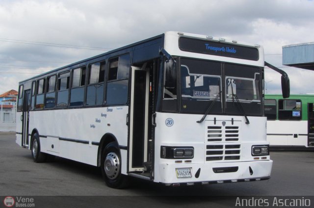 Transporte Unido 020 por Andrs Ascanio