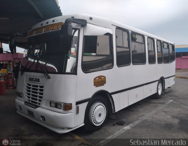 U.C. 23 de Enero 174 por Sebasti�n Mercado