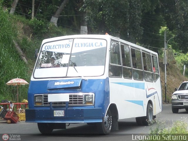 Colectivos El Viga 30 por Leonardo Saturno