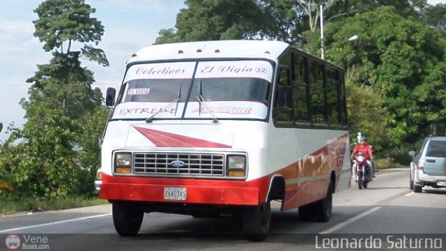 Colectivos El Viga 32 por Leonardo Saturno