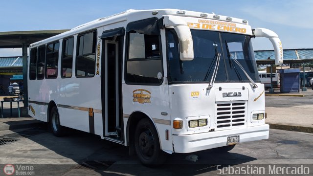 U.C. 23 de Enero 070 por Sebasti�n Mercado