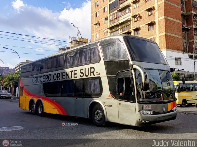 Cruceros Oriente Sur 133 por Juder Valentn