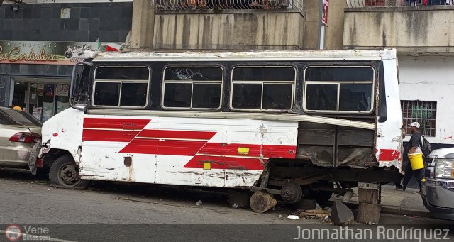 En Chiveras Abandonados Recuperaci�n 333 por Jonnathan Rodr�guez